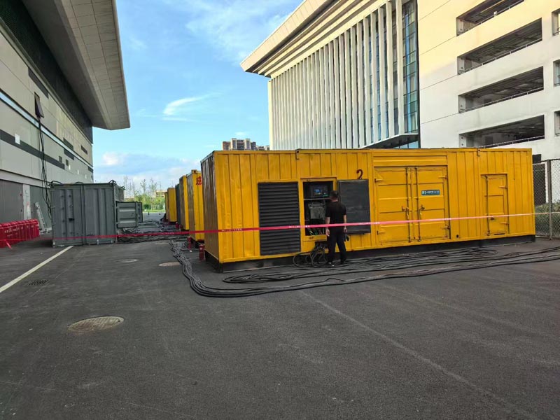 天津柴油发电机冬季保养注意事项？